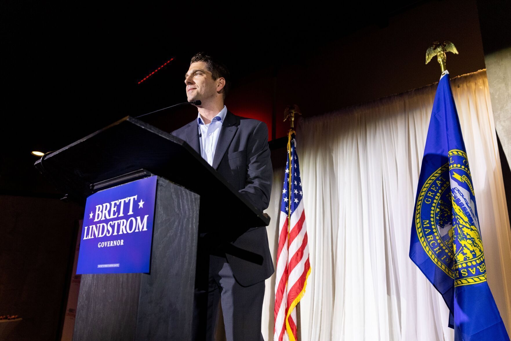 051122-owh-new-govrace-ar05.JPG